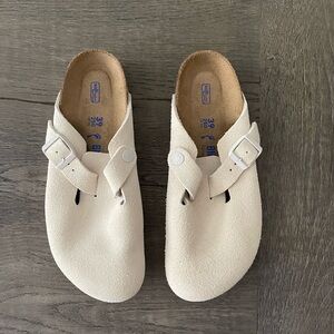 Birkenstock Boston White Suede Mules/Clogs EU39